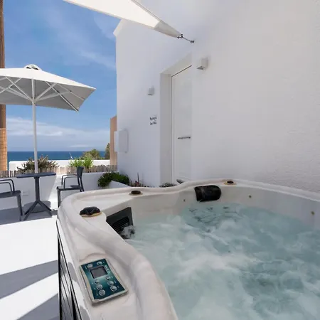 Kamara Sea View * Kamári